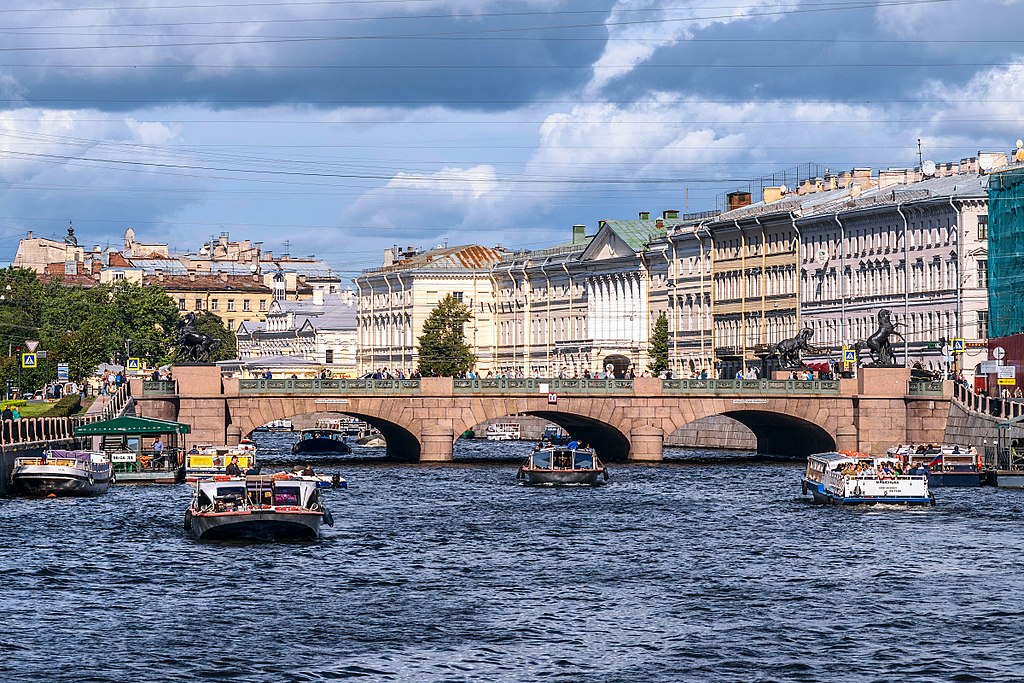 Аничков мост