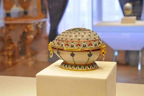 Императорское пасхальное яйцо-шкатулка «Ренессанс» из коллекции Музея Фаберже