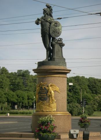 Памятник Суворову на Марсовом поле